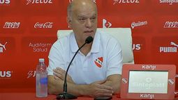 Elpresidente de Independiente, Néstor Grindetti, explotó este lunes (11/03) porun penal que no le fue cobrado al “Rojo” durante el partido ante River. (Foto:Gentileza: Soy Del Rojo)