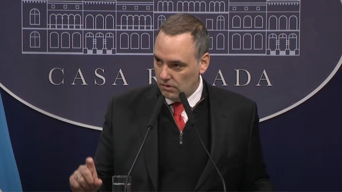 El vocero presidencial Manuel Adorni ratificó el veto a la movilidad jubilatoria pero también habló de que "todo está en análisis" El vocero presidencial Manuel Adorni ratificó el veto a la movilidad jubilatoria pero también habló de que "todo está en análisis"