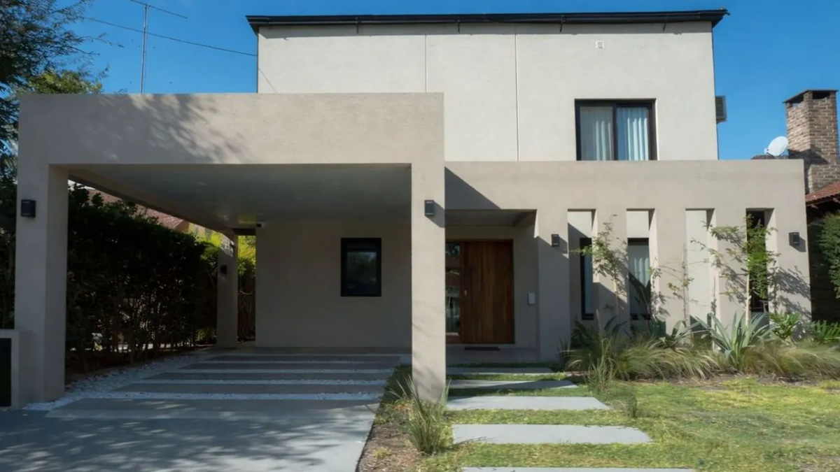 Casa de la familia de Manuel Adorni en Exaltación de la Cruz