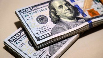 Conocé las 8 maneras de reconocer un dólar trucho. Conocé las 8 maneras de reconocer un dólar trucho.