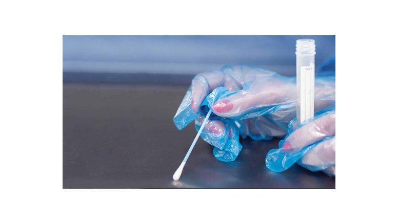 Hisopo con vinagre:  Utilizan un test rápido para detectar asintomáticos