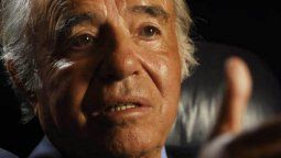 altText(Pasó: Menem no votó ni para sus aliados del FPV)}