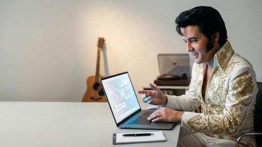 Elvis Presley y su música, motivo de disputa entre los herederos y Anthropic.&nbsp;