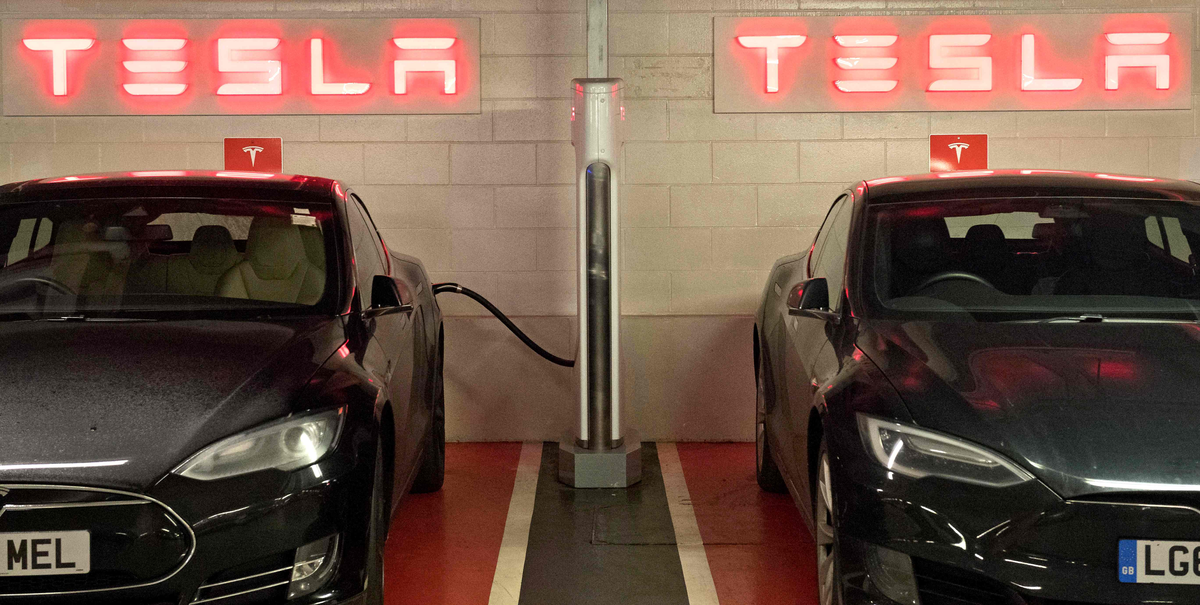 Volkswagen vs. Tesla copan el mercado de autos eléctricos.