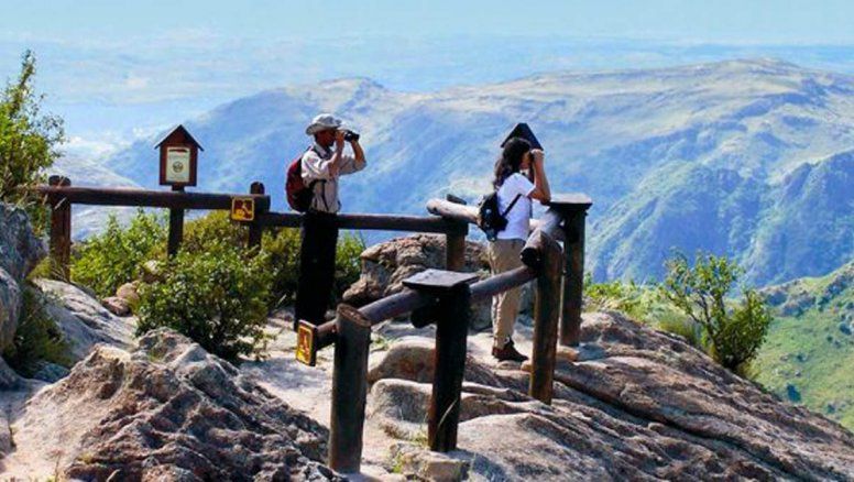 Efecto crisis: Récord de turistas en Córdoba (a tirar pesos)