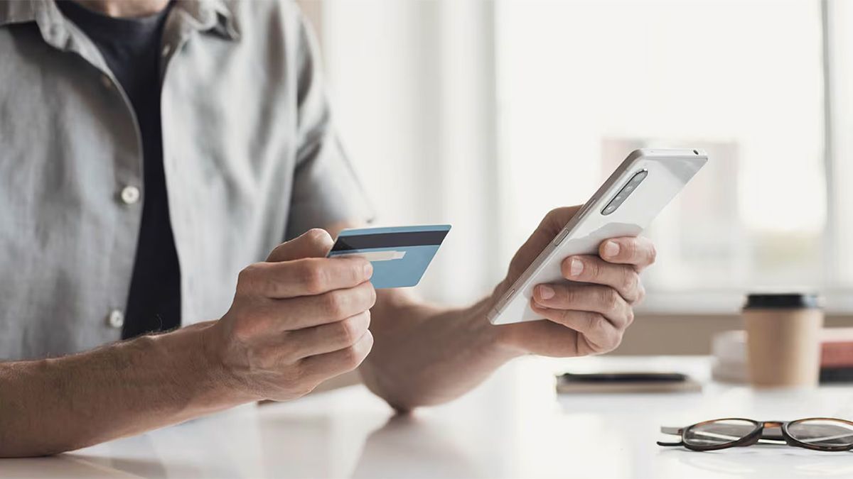 El Banco Ciudad lanzó una nueva edición del Hot Sale 2026, del 11 al 17 de mayo, con promociones especiales, descuentos y hasta 24 cuotas sin interés. El Banco Ciudad lanzó una nueva edición del Hot Sale 2026, del 11 al 17 de mayo, con promociones especiales, descuentos y hasta 24 cuotas sin interés.