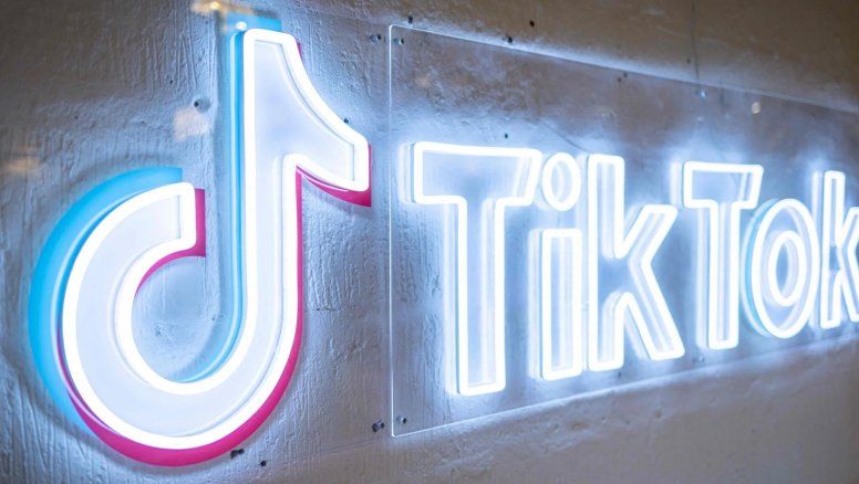 TikTok pierde a un director por la polémica del uso de datos