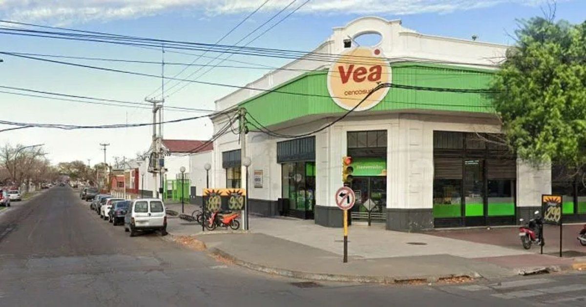 Supermercado Vea envuelto en el escándalo: El portón del horror y la millonaria demanda que perdió