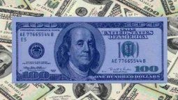 Inundación de pesos e incertidumbre hicieron saltar al dólar blue