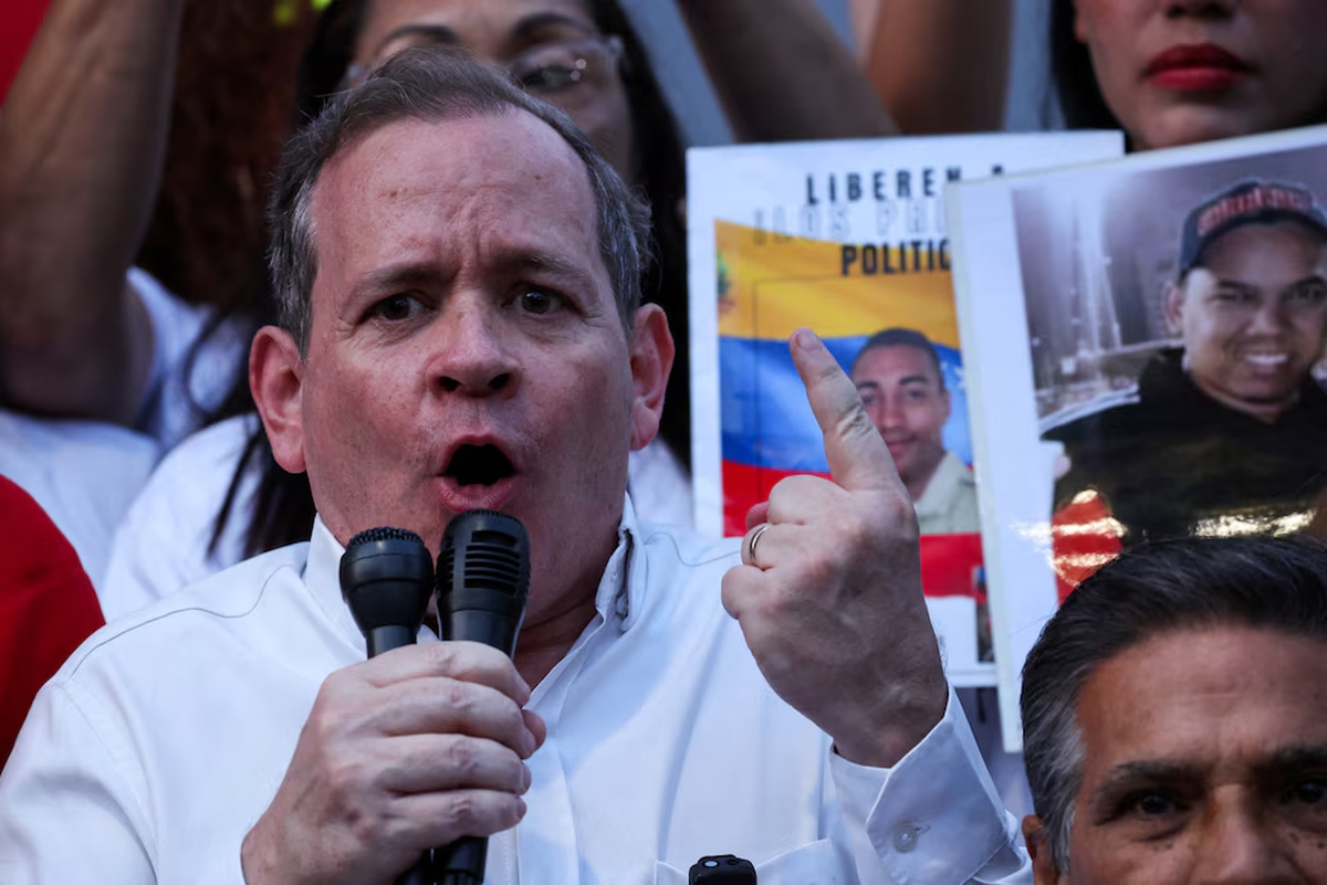 A horas de ser excarcelado por el régimen chavista, el dirigente opositor venezolano Juan Pablo Guanipa fue secuestrado (REUTERS) A horas de ser excarcelado por el régimen chavista, el dirigente opositor venezolano Juan Pablo Guanipa fue secuestrado (REUTERS)