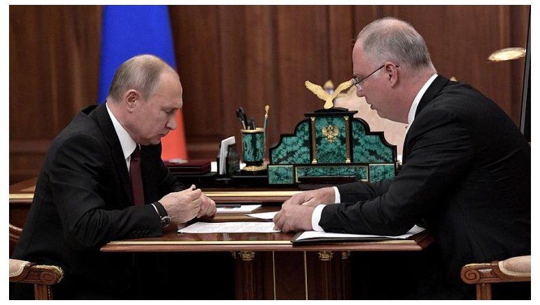 Rusia formaliza acuerdo por la vacuna ratificando que se fabricará en un 3er. país