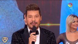 Marcelo Tinelli celebraba en TV mientras en Boedo lo están esperando para hablar unos minutitos...