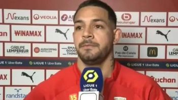 Facundo Medina, defensorsurgido en River y con paso por Talleres, defendió a Lionel Messi y se cruzócon la prensa francesa: “¿Todavía te quedan dudas?”. Facundo Medina, defensorsurgido en River y con paso por Talleres, defendió a Lionel Messi y se cruzócon la prensa francesa: “¿Todavía te quedan dudas?”.