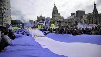 Jueves 19/02, paro general: Climas sociales que la política prefiere leer tarde
