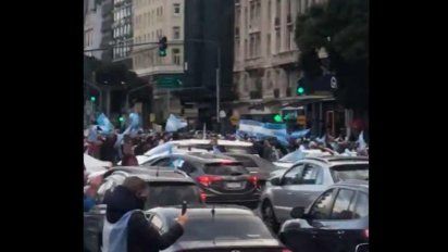 Ahora sí el 'cacerolazo' del 20J colisiona con Alberto F., y se rompe el consenso