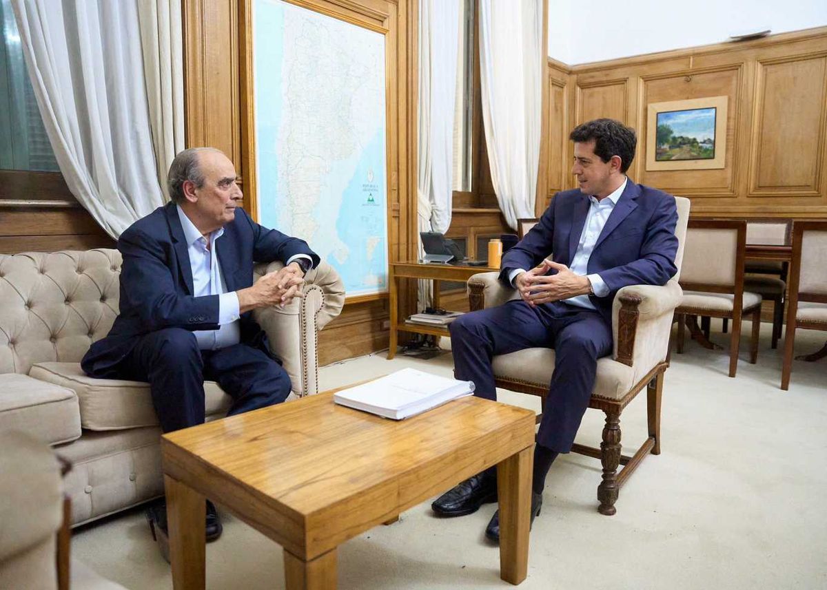 Guillermo Francos y Eduardo de Pedro. Guillermo Francos y Eduardo de Pedro.