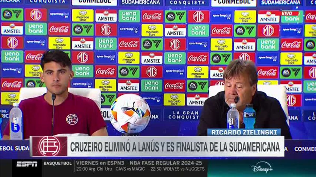 Ricardo Zielinski explotó contra el Cruzeiro y la actuación del árbitro tras la eliminación de Lanús en la Copa Sudamericana: “Esto indigna”. Ricardo Zielinski explotó contra el Cruzeiro y la actuación del árbitro tras la eliminación de Lanús en la Copa Sudamericana: “Esto indigna”.