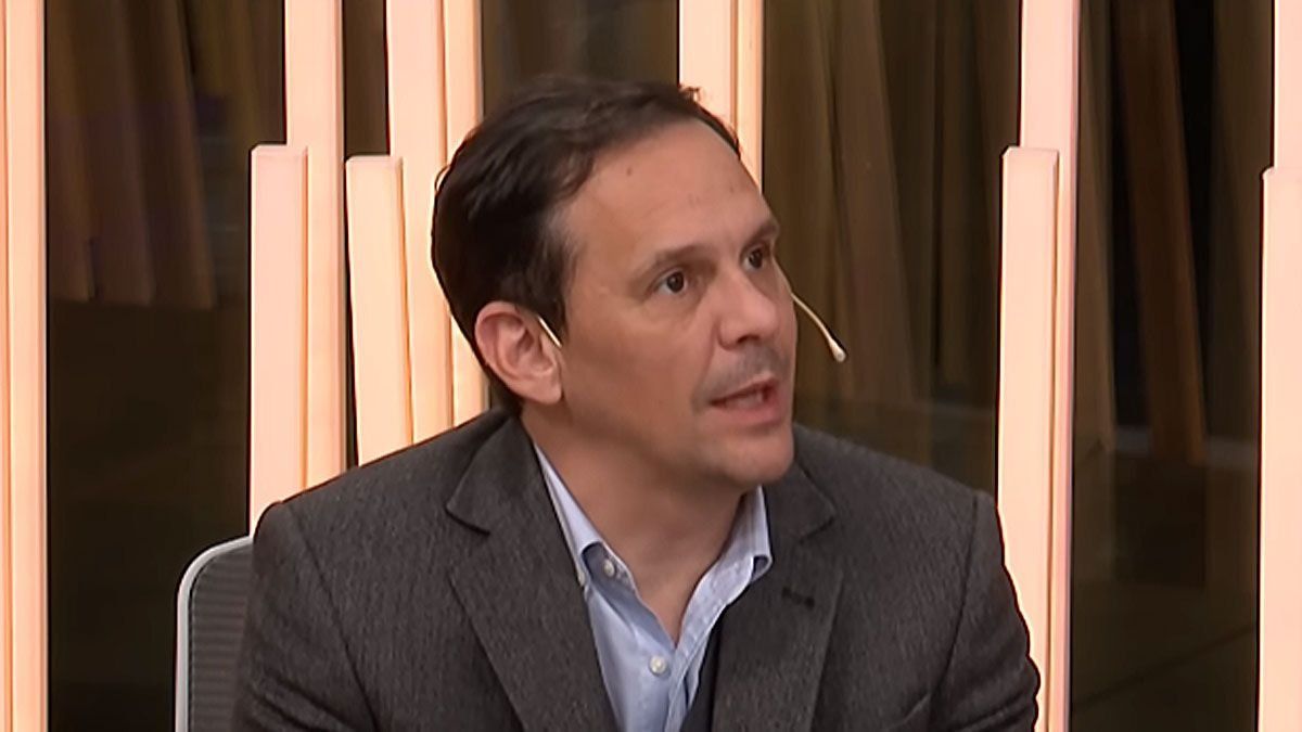 Fausto Spotorno, de la consultora de Orlando Ferreres, exasesor presidencial.