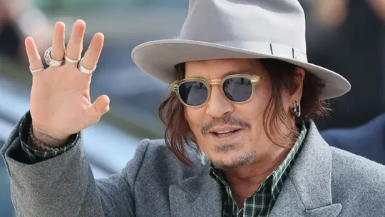 Johnny Depp llega a La Plata con su nueva película, pero su visita trae mucho más que solo cine. ¿Qué planes y secretos tiene el actor en su paso por Argentina? Johnny Depp llega a La Plata con su nueva película, pero su visita trae mucho más que solo cine. ¿Qué planes y secretos tiene el actor en su paso por Argentina?