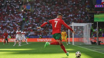 Portugal y Turquía se enfrentan por la Eurocopa 2024. Portugal y Turquía se enfrentan por la Eurocopa 2024.