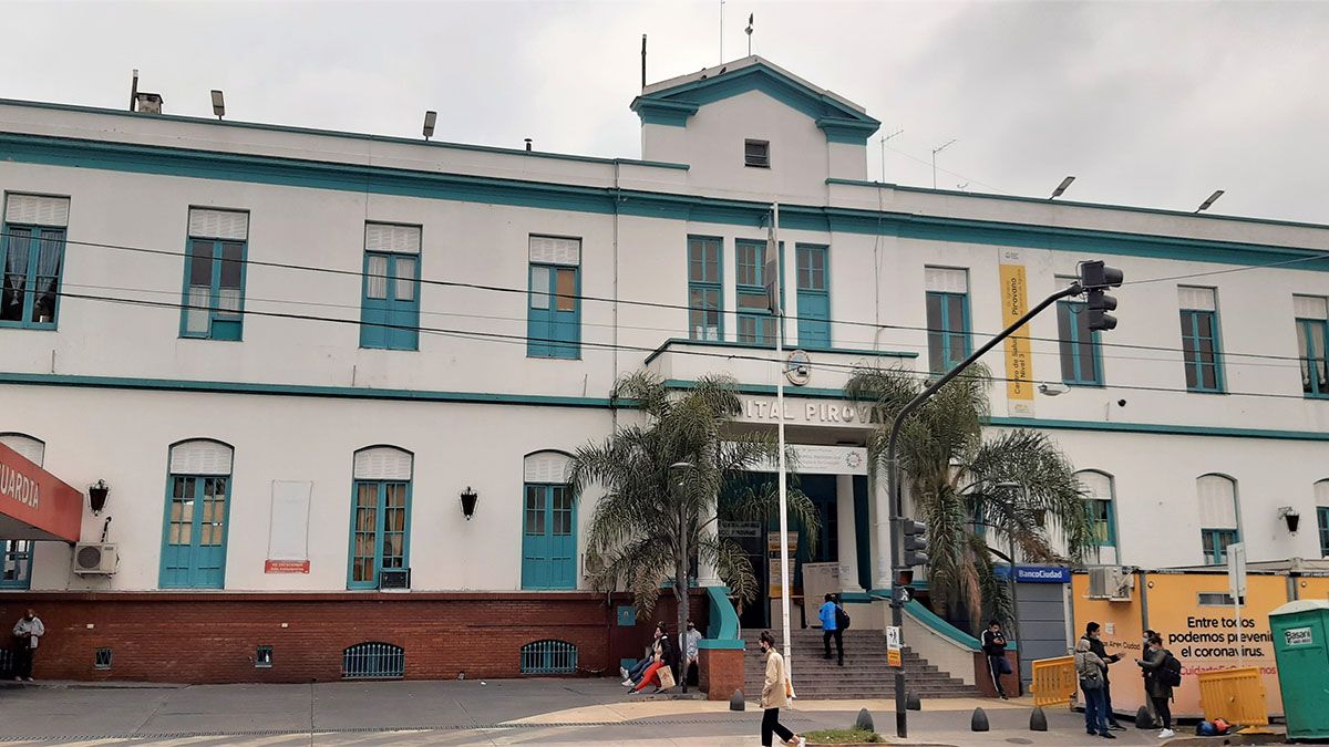 El Hospital Pirovano de la Capital Federal inauguró nuevas salas y en diciembre pasado desarrolló la primera cirugía con realidad aumentada. El Hospital Pirovano de la Capital Federal inauguró nuevas salas y en diciembre pasado desarrolló la primera cirugía con realidad aumentada.