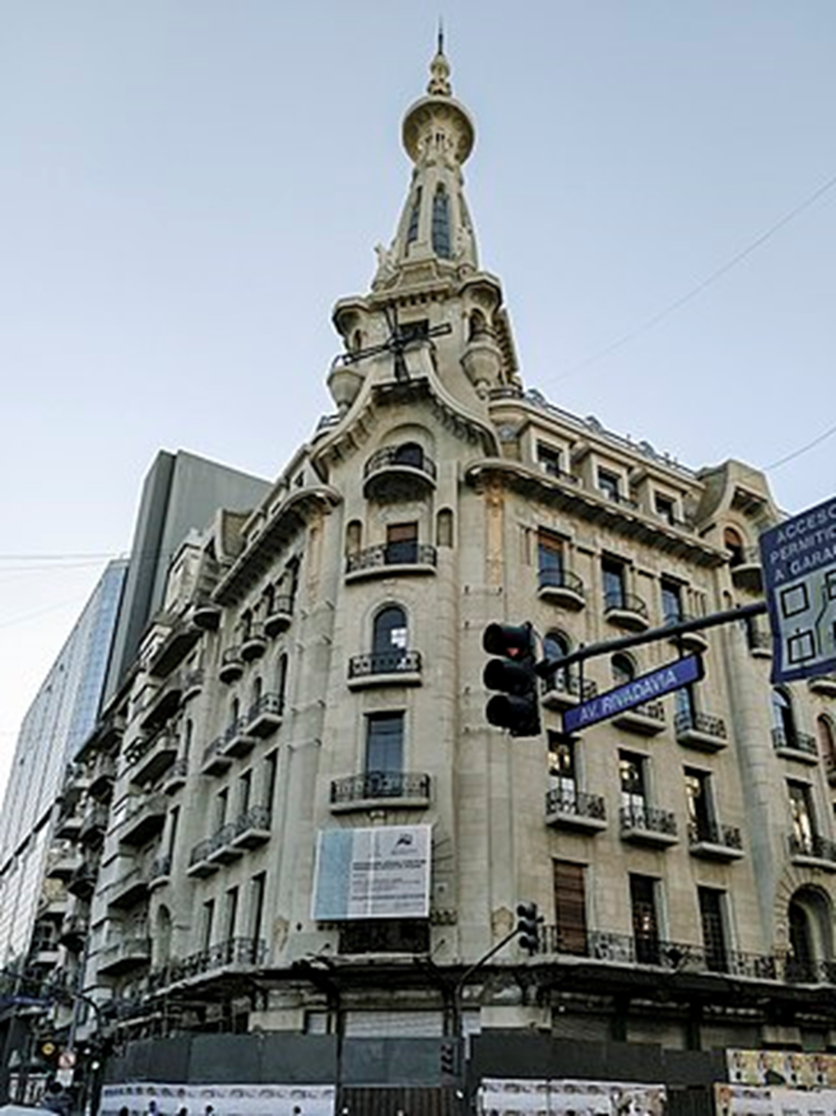 Vergüenza de Buenos Aires, el bar El Molino, siempre Vergüenza de Buenos Aires, el bar El Molino, siempre