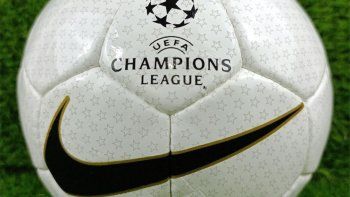 Pelota de Champions League: Nike busca desplazar a Adidas tras 25 años de dominio