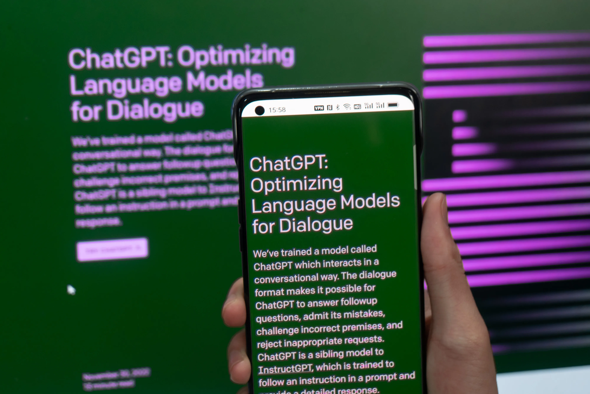 La Inteligencia Artificial generativa (chatbots) juega un papel clave en la proliferación de noticias falsas. La Inteligencia Artificial generativa (chatbots) juega un papel clave en la proliferación de noticias falsas.