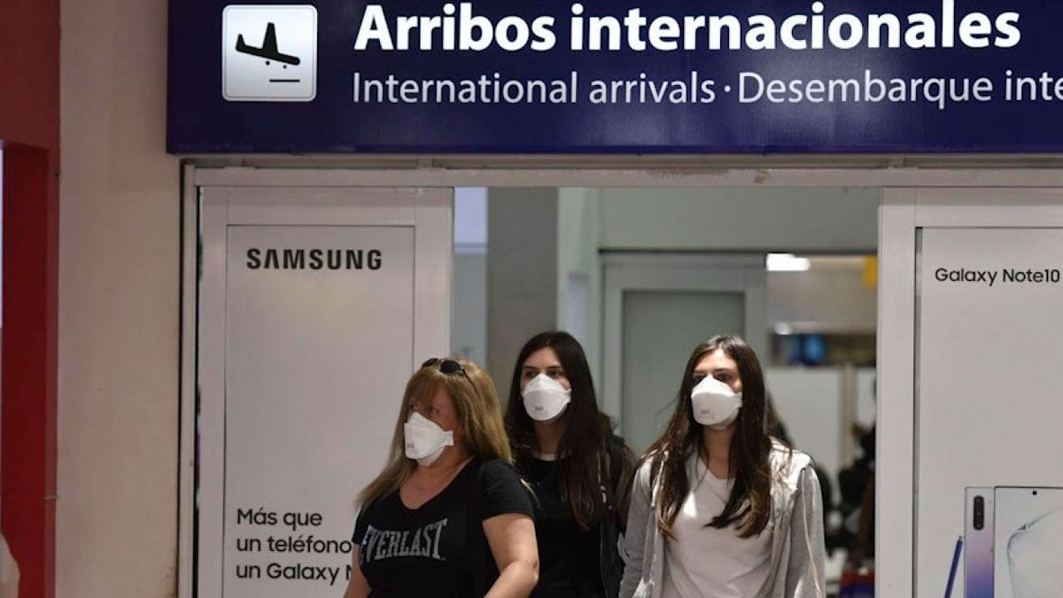 Ezeiza pierde el monopolio de los vuelos internacionales.