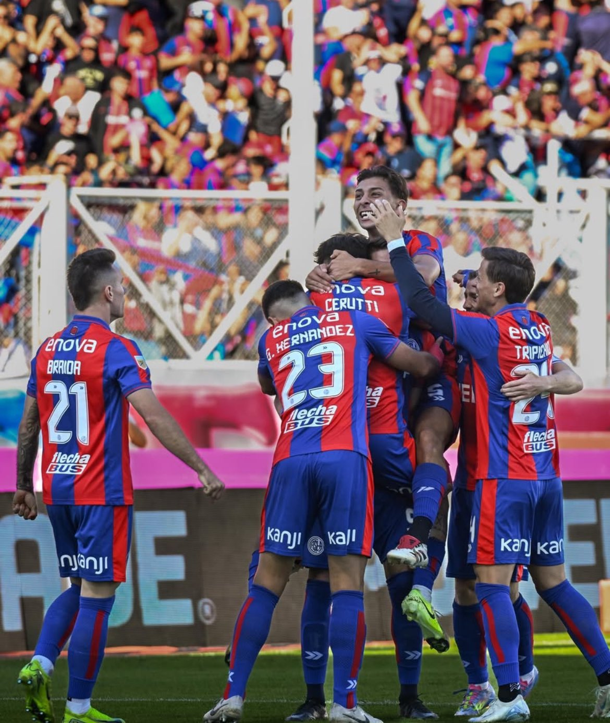 San Lorenzo vence agonicamente a Tigre por 2 a 1. San Lorenzo vence agonicamente a Tigre por 2 a 1.