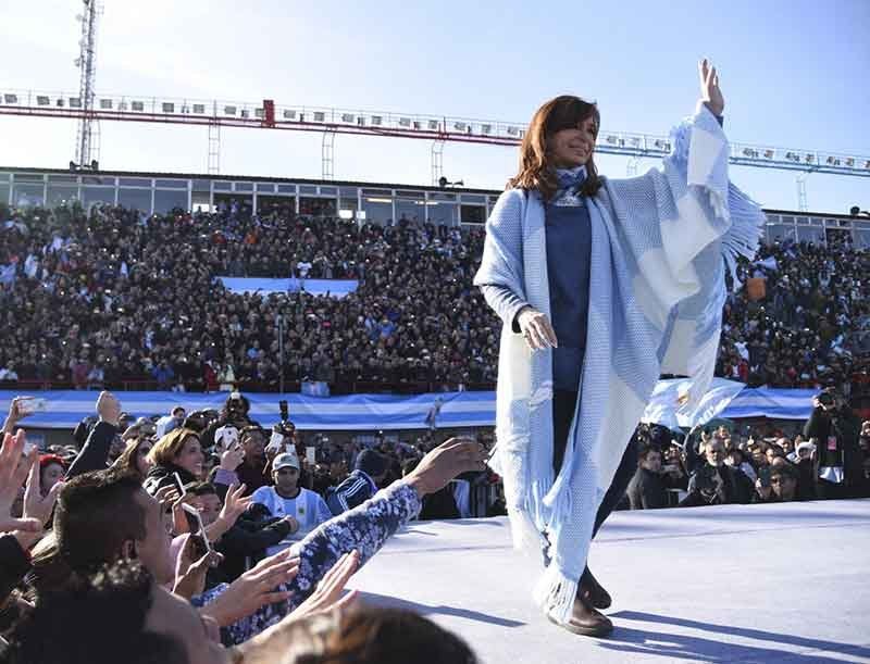 20/06/2017: CFK en el acto de lanzamiento del frente Unidad Ciudadana en el estadio de Arsenal de Sarandí.