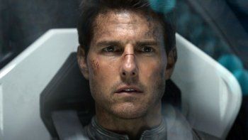 Top Gun será el primer actor de Hollywood en filmar en el espacio exterior. Top Gun será el primer actor de Hollywood en filmar en el espacio exterior.