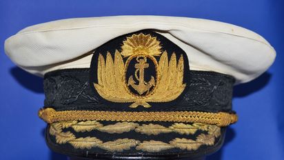 Pablo Moyano almirante, Eduardo Mayotti capitán
