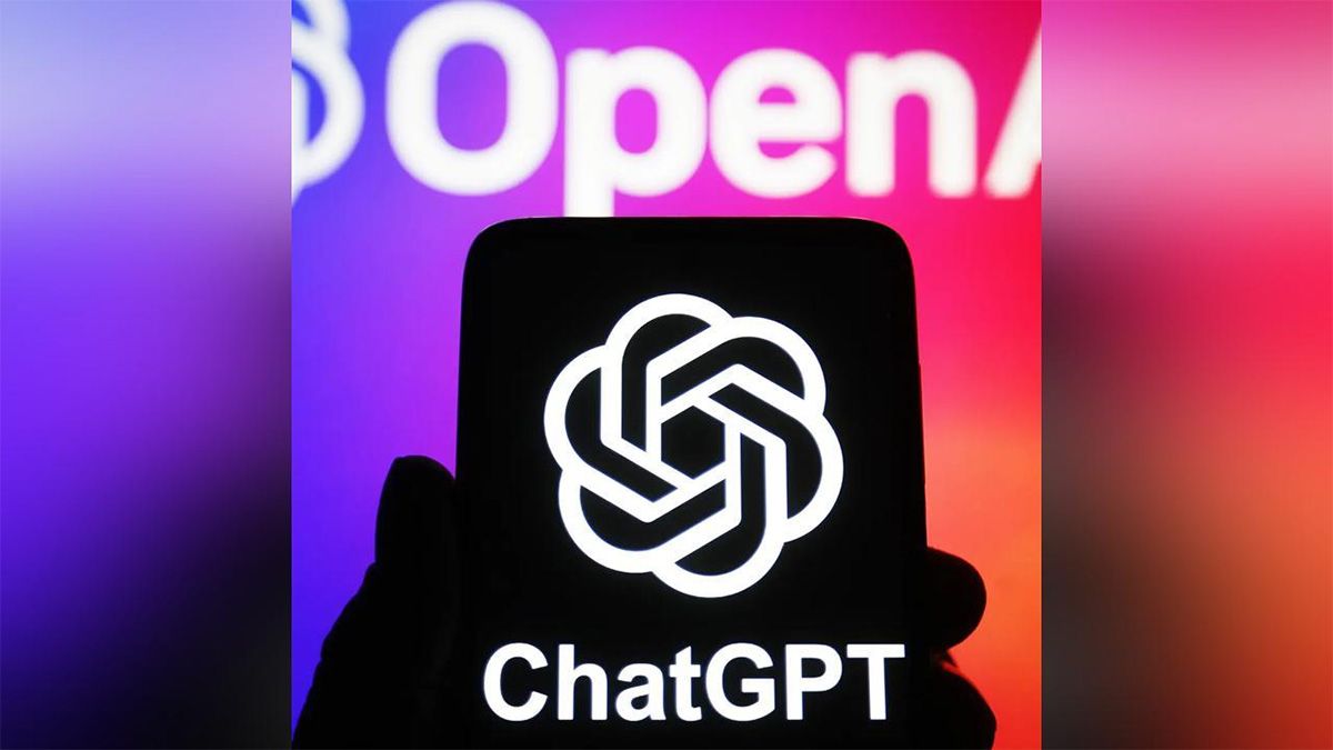 ChatGPT destrozó a Reddit que tuvo hasta un 86% menos de citas en cuestión de días. ChatGPT destrozó a Reddit que tuvo hasta un 86% menos de citas en cuestión de días.