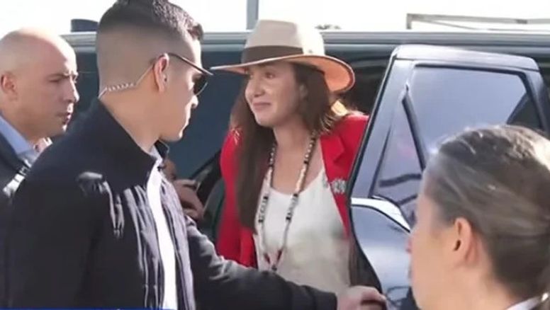 Victoria Villarruel evitó hablar de Milei pero fue contra Adorni: