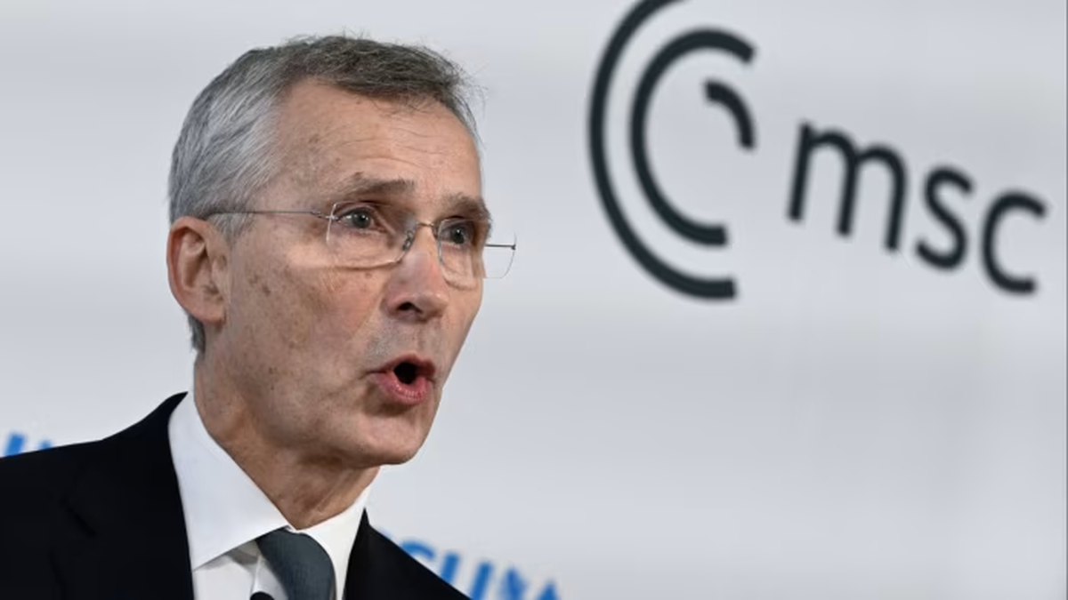 Jens Stoltenberg reconoció que el uso de armas suministradas por Occidente para atacar objetivos en Rusia había sido durante mucho tiempo un punto de discordia entre los aliados de Ucrania © AFP/Getty Images Jens Stoltenberg reconoció que el uso de armas suministradas por Occidente para atacar objetivos en Rusia había sido durante mucho tiempo un punto de discordia entre los aliados de Ucrania © AFP/Getty Images