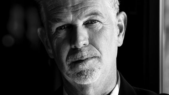 Netflix fue fundada por Reed Hastings (foto) y Marc Randolph en 1997, Netflix fue fundada por Reed Hastings (foto) y Marc Randolph en 1997,