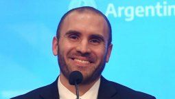 altText(Monotributistas y trabajadores informales: Tendrán un bono de emergencia de 10 mil pesos en abril)}