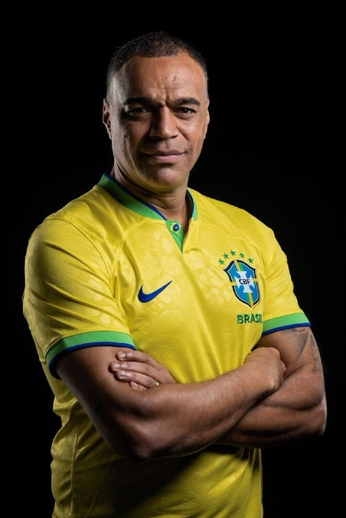 Denilson, campeón del mundo con Brasil en 2002, le pegó duro a los jugadores de su selección. Denilson, campeón del mundo con Brasil en 2002, le pegó duro a los jugadores de su selección.