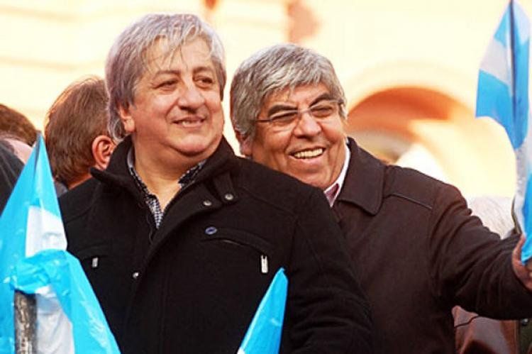 Julio Piumato junto a Hugo Moyano.