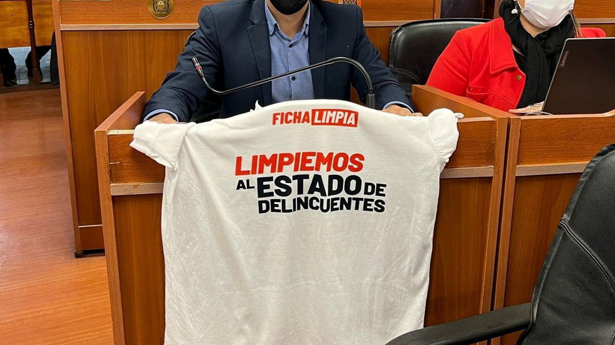 Milei pasó del fanatismo por Ficha Limpia a la prudencia