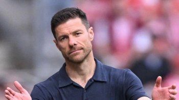 Xabi Alonso, en la mira tras la derrota ante el Celta y a horas de un duelo clave ante el Manchester City. Xabi Alonso, en la mira tras la derrota ante el Celta y a horas de un duelo clave ante el Manchester City.