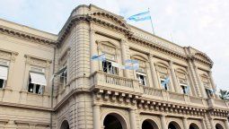 El Gobierno cerrará el Hospital Laura Bonaparte: Los trabajadores tomaron el lugar