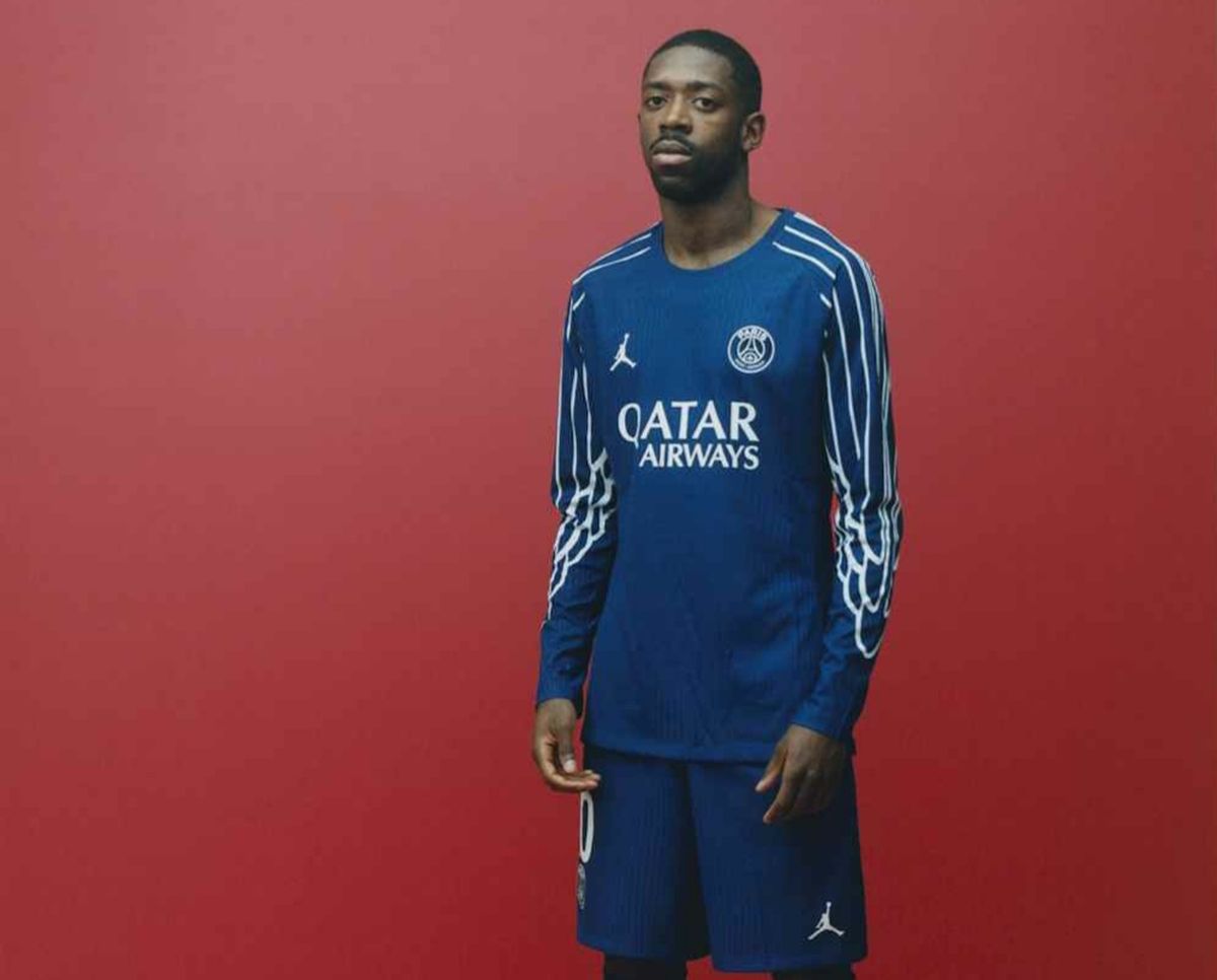 La nueva camiseta del PSG. La nueva camiseta del PSG.