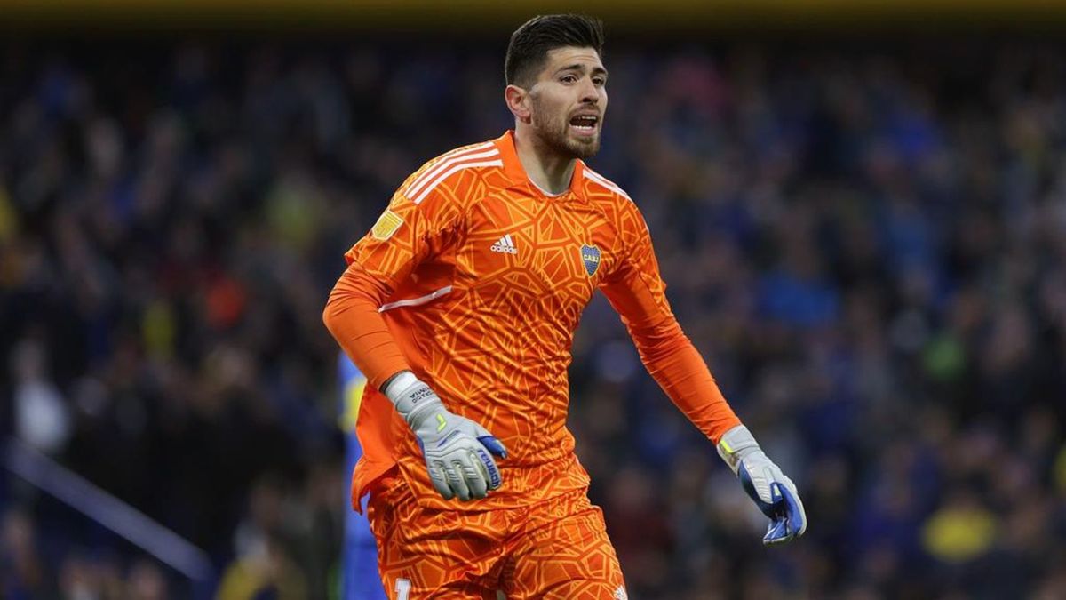 El arquero Agustín Rossi nollegó a un acuerdo con Boca y firmó un contrato con el Flamengo de Brasil aunquepesan denuncias en su contra.