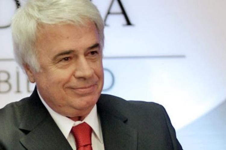 José Manuel de la Sota contra los fondos repartidos directamente a los intendentes.