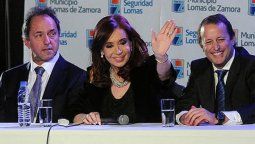 altText(Cristina se queja que sus aliados no la defienden y a Scioli no lo critican los medios)}