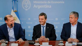 Omar Gutiérrez, Sergio Massa y Rolando Figueroa Omar Gutiérrez, Sergio Massa y Rolando Figueroa