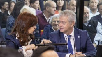 Cristina Kirchner junto a su abogado Carlos Beraldi en una audiencia del juicio oral por presuntas irregularidades en la Obra Pública. Cristina Kirchner junto a su abogado Carlos Beraldi en una audiencia del juicio oral por presuntas irregularidades en la Obra Pública.