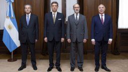 Un sector del Gobierno impulsa una marcha contra la Corte Suprema.